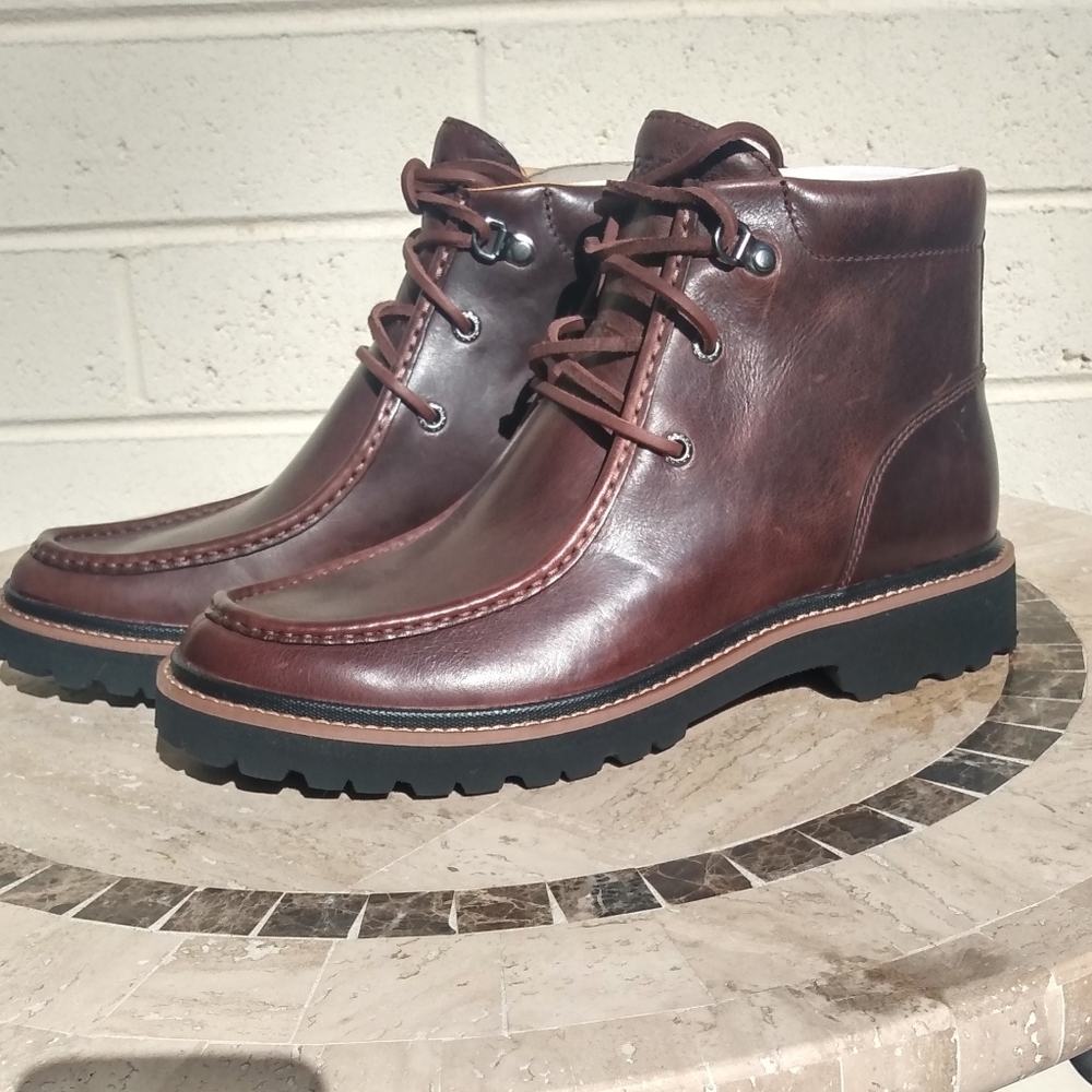 Brown SPERRY boots men size 9